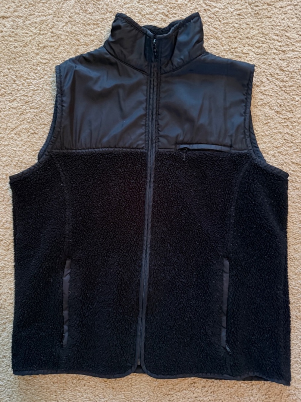 Women’s GAP Black Fleece Vest